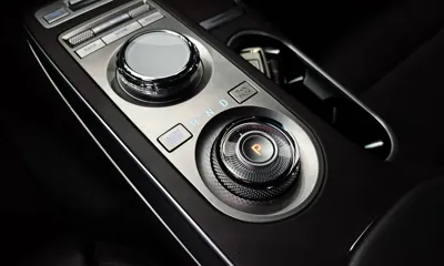 Genesis GV70 2022, 43923 км, за 25081.45 USD - фото 9