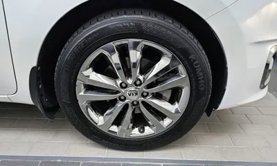 Kia Canival 2017, 126894 км, за 7553.86 USD