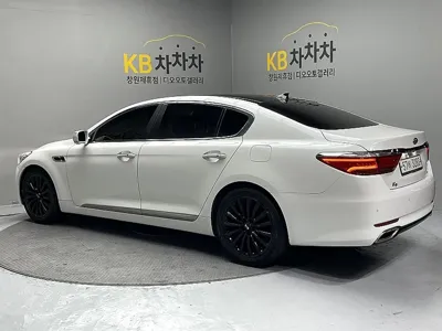Kia K9 2015, 92837 км, за 12143.89 USD