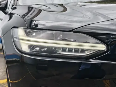 Volvo S90 2020, 112000 км, за 14726.4 USD