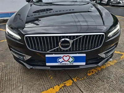Volvo S90 2020, 112000 км, за 14643.31 USD - фото 6