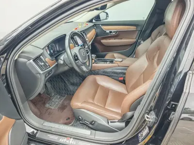 Volvo S90 2020, 112000 км, за 14643.31 USD - фото 10