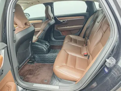 Volvo S90 2020, 112000 км, за 14643.31 USD - фото 13