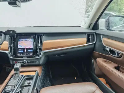 Volvo S90 2020, 112000 км, за 14643.31 USD - фото 15