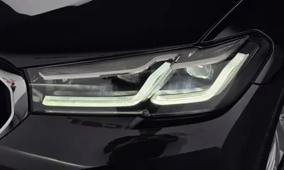 BMW 5-Series 2022, 33585 км, за 23893.92 USD - фото 22