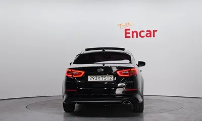 Kia K5 2015, 96145 км, за 5285.76 USD