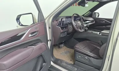Cadillac Escalade 2023, 53436 км, за 63607.72 USD - фото 10
