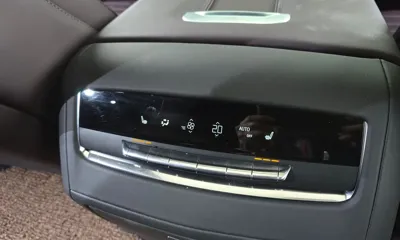 Cadillac Escalade 2023, 53436 км, за 63607.72 USD - фото 15
