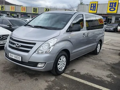 Hyundai Starex 2017, 54659 км, за 8255.86 USD