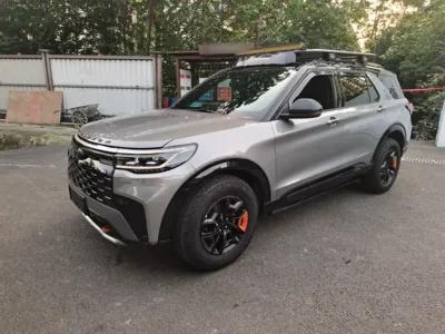 Ford Explorer · 2023 год