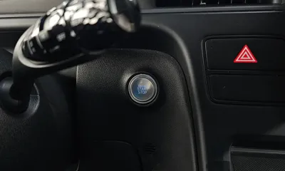 Hyundai Staria 2025, 67215 км, за 15482.71 USD - фото 29