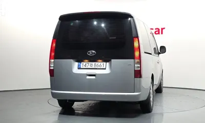Hyundai Staria 2023, 52203 км, за 16261.25 USD