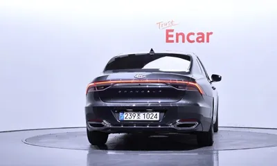 Hyundai Grandeur 2020, 72411 км, за 14195.48 USD