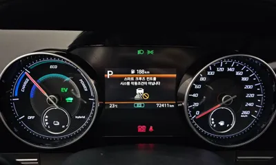 Hyundai Grandeur 2020, 72411 км, за 14195.48 USD - фото 8