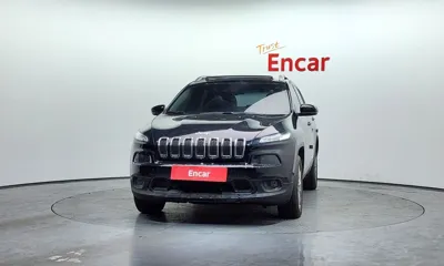 Jeep Cherokee 2018, 94497 км, за 7261.31 USD