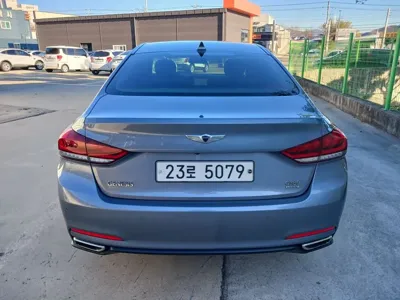 Hyundai Genesis 2015, 134141 км, за 9035.95 USD