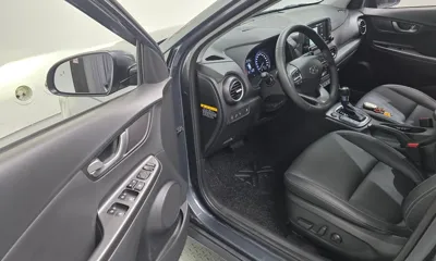Hyundai Kona 2018, 46771 км, за 11004.75 USD - фото 12
