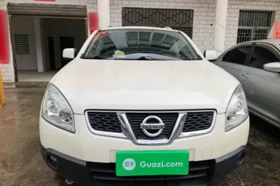 Nissan Qashqai 2015, 121199 км, за 6056 USD