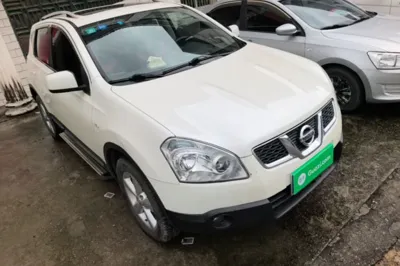 Nissan Qashqai 2015, 121199 км, за 6056 USD