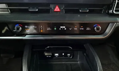 Kia Sportage 2023, 29816 км, за 19502.04 USD - фото 32