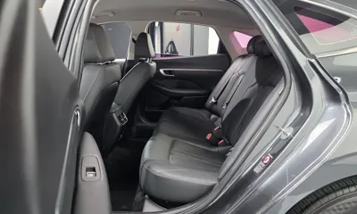 Hyundai Sonata 2021, 81096 км, за 10614.05 USD - фото 12