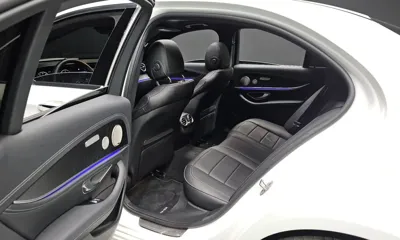 Mercedes-Benz E-Class 2023, 23001 км, за 30869.93 USD - фото 19