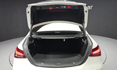 Mercedes-Benz E-Class 2023, 23001 км, за 30869.93 USD - фото 20