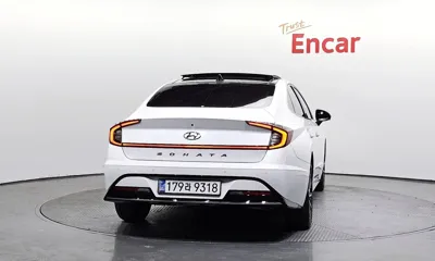 Hyundai Sonata 2020, 95885 км, за 12406.46 USD