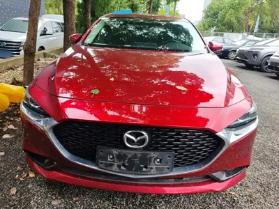 Mazda 3 Axela 2021, 114200 км, за 6536.87 USD