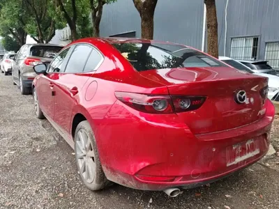Mazda 3 Axela 2021, 114200 км, за 6536.87 USD