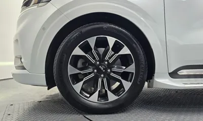 Kia Canival 2023, 40598 км, за 26997.16 USD