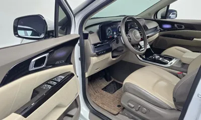 Kia Canival 2023, 40598 км, за 26855.65 USD - фото 11