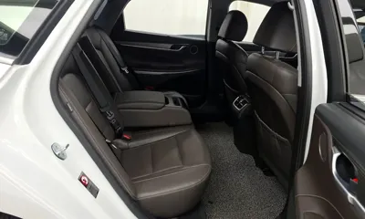 Hyundai Grandeur 2019, 49875 км, за 13784.95 USD - фото 12