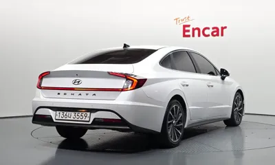 Hyundai Sonata 2020, 121593 км, за 11004.75 USD