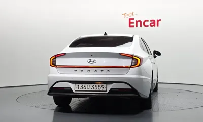 Hyundai Sonata 2020, 121593 км, за 11004.75 USD