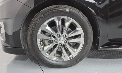 Kia Canival 2018, 98923 км, за 13207.79 USD