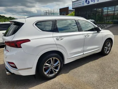 Hyundai Santafe 2020, 111563 км, за 14626.53 USD