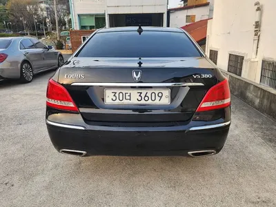 Hyundai Equus 2010, 135885 км, за 2860.3 USD