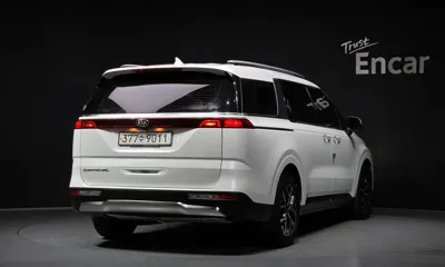 Kia Canival 2021, 95626 км, за 17112.65 USD