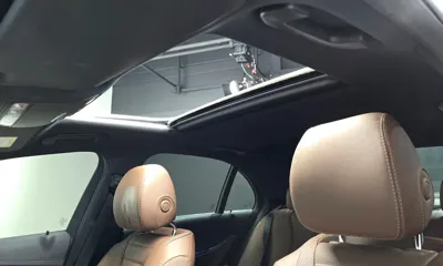 Mercedes-Benz E-Class 2022, 68901 км, за 24287.78 USD - фото 16