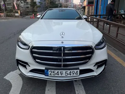 Mercedes-Benz S-Class 2022, 62000 км, за 33244.48 USD