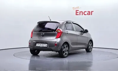 Kia Morning 2012, 116427 км, за 3237.53 USD