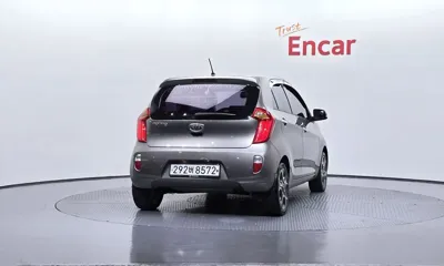 Kia Morning 2012, 116427 км, за 3237.53 USD