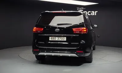 Kia Canival 2019, 162079 км, за 8664.83 USD