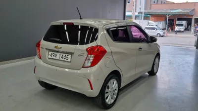 ChevroletGMDaewoo Spark 2017, 95000 км, за 3250.34 USD