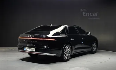 Hyundai Grandeur 2023, 40853 км, за 20152.11 USD
