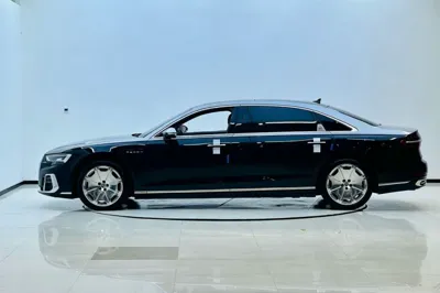Audi A8 2024, 53300 км, за 109682 USD
