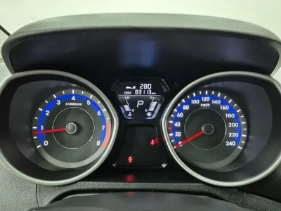 Hyundai Avante 2012, 83100 км, за 2756.99 USD - фото 6