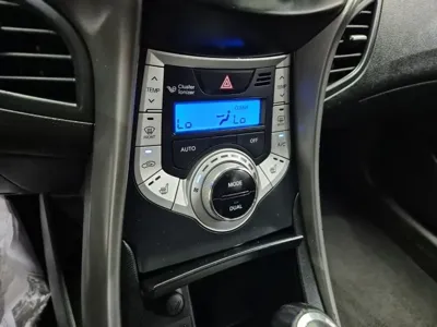 Hyundai Avante 2012, 83100 км, за 2756.99 USD - фото 13