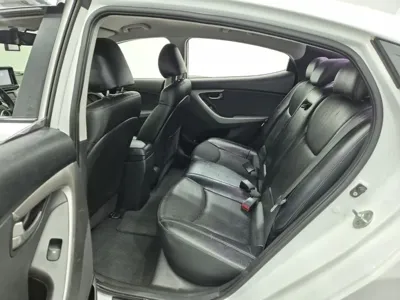 Hyundai Avante 2012, 83100 км, за 2756.99 USD - фото 17